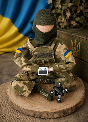 Інтер'єрна лялька мотанка.
