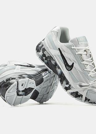 Nike initiator 6