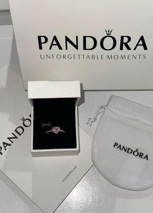 Женское кольцо pandora "золотое сердце" - подарок на 8 марта!
