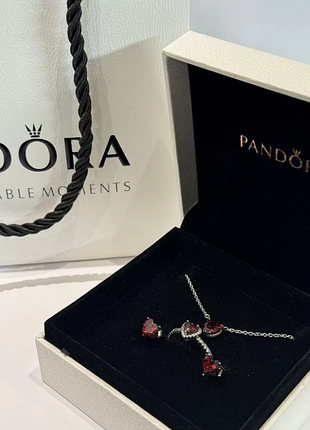 Подарунковий набір pandora "червоне серце" — втілення почуттів у сріблі