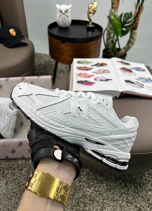 New balance 1906r white black