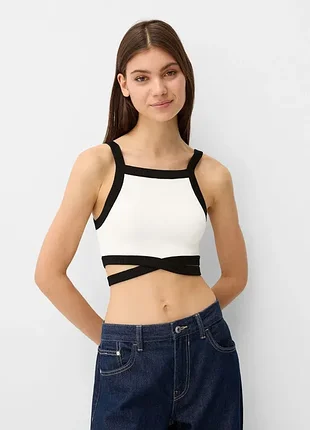 Топ женский bershka в полоску s или молочно-черный xs