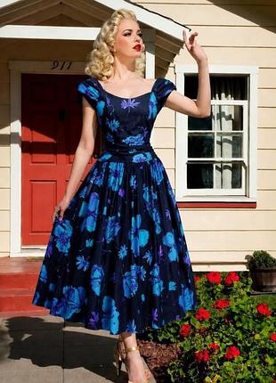 Вінтажна сукня від знаменитого бренду laura ashley, виготовлена у 1980-х роках. розмір m.