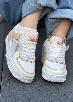 Женские кроссовки белые nike air force