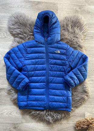 Класний пуховичок у стилі the north face