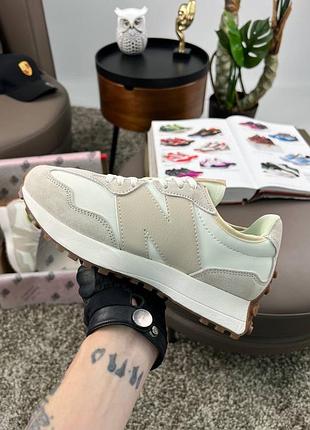 New balance 327 beige white