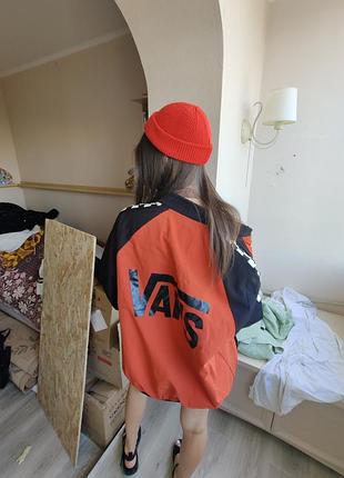 Куртка vans оранжевая унисекс оверсайз