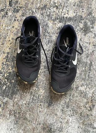 Чоловічі кросівки найк