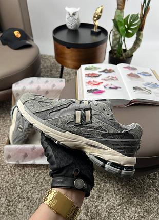 New balance 1906d light grey beige
