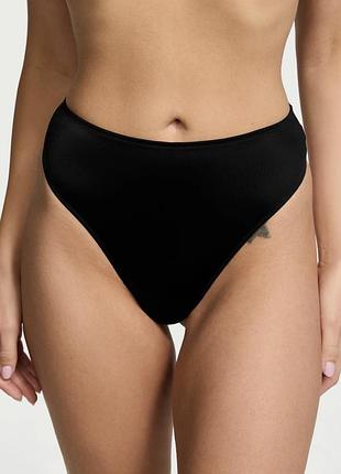 Victoria’s secret трусики розмір m