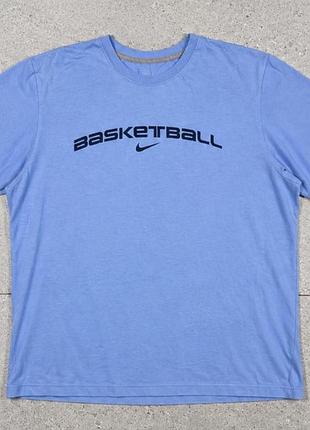 Nike basketball блакитна футболка з принтом та логотипом