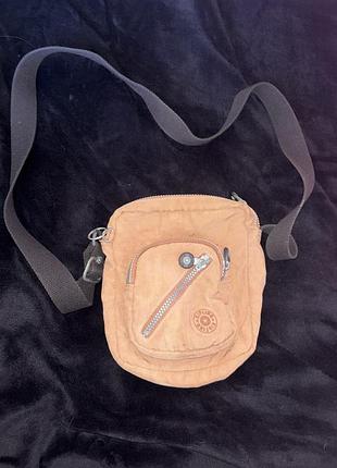 Сумка kipling світло коричневого кольору