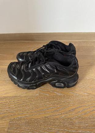 Продаю кросівки nike tn
