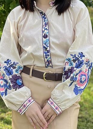 Лляна вишивана сорочка