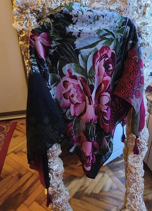Тепла велика  двостороння хустка desigual