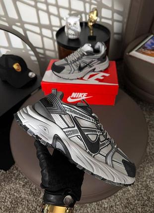 Мужские кроссовки nike v2k23x light grey