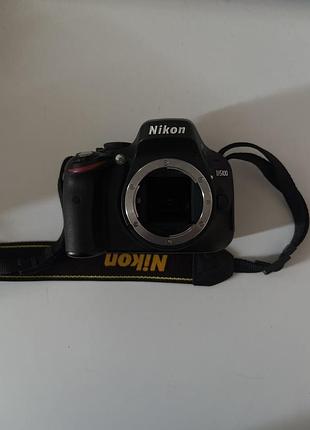 Камера nikon на деталі