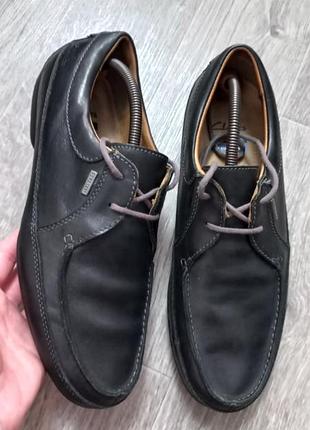 Шкіряні чоловічі туфлі clarks gore-tex