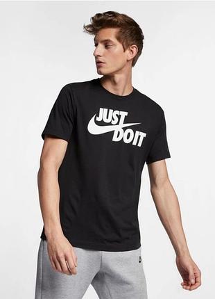 Футболка чоловіча від nike. розмір по бірці xl.