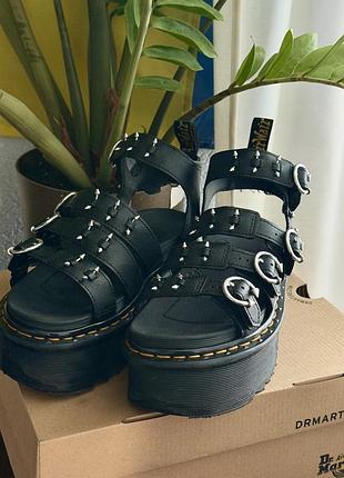 Сандалі dr.martens blaire piercing leather platform sandals