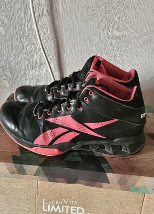 Осінні кросівки reebok  36р. 23 см.