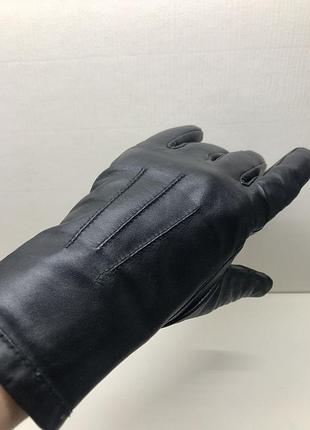 Из англии: перчатка женская одна, (на одну руку; для рукоделия, ремонта,творчества). 💯%тонкая чёрная  кожа! дарю к покупке лютого лота!