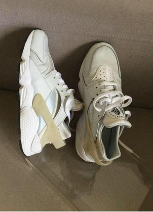 Майже нові кросівки nike air huarache dr 5726-001, оригінал, р.41( 26,5см)