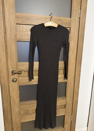 Сукня в рубчик stradivarius