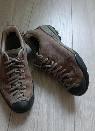 Замшевые кроссовки бренда scarpa, женские