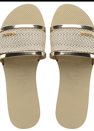 Актуальні шльопанці havaianas