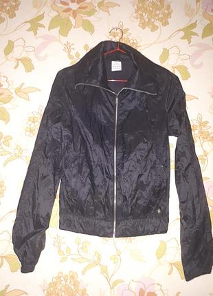 Ветровка женская adidas, разм.s, наш 42