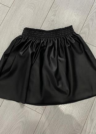 Чорна спідниця h&m