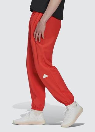 Червоні спортивні штани adidas woven pants (код моделі: hg2068)
