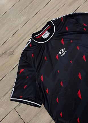 Чоловіча нова спортивна футболка umbro carling розмір xl