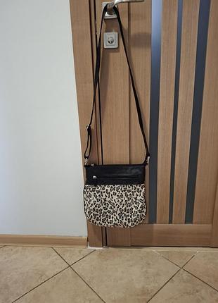 Красива на довгій ручці сумка 👜