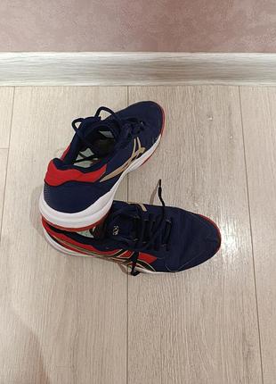 Волейбольні кросівки asics, 36 розміру