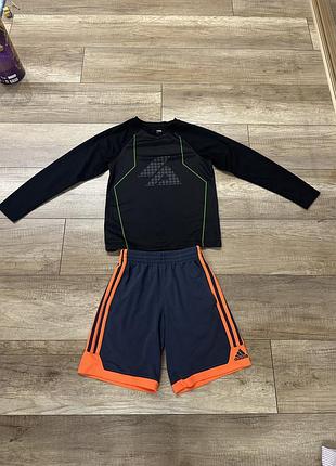 Кофта спортивна в шорти adidas