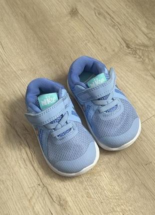 Кроссовки nike revolution 4 девочке 19.5 стелька 10 см голубые