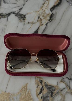 Сонцезахисні окуляри gucci