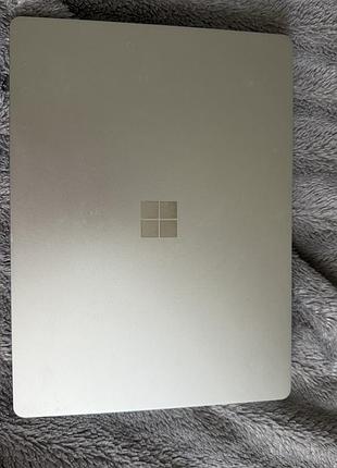 Microsoft surface laptop go 2