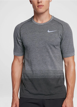 Футболка nike drifit knit ss shirt running heather grey gradient