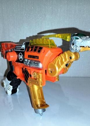 Тираннозавр от dinobots 5
