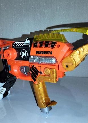 Тираннозавр от dinobots 4