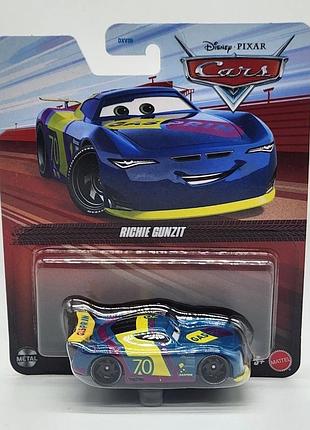 Машинка mattel disney pixar cars "richie gunzit" тачки