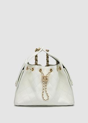 💎 chanel 25 handbag in grained calfskin white/gold