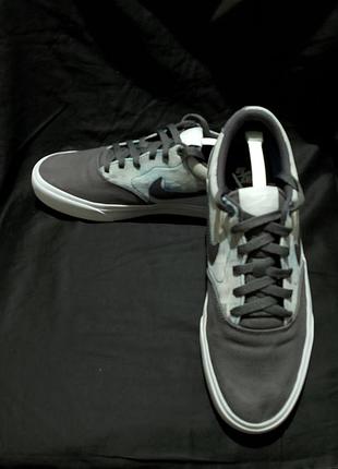 Nike sb charge 5