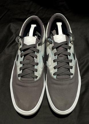 Nike sb charge 4
