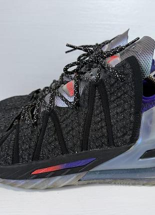 Nike lebron кросівки