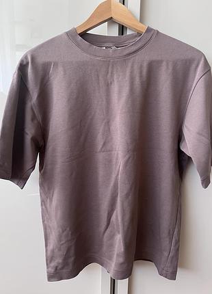 Футболка uniqlo, s