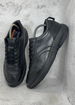Чорні шкіряні чоловічі кросівки clarks pro lace
